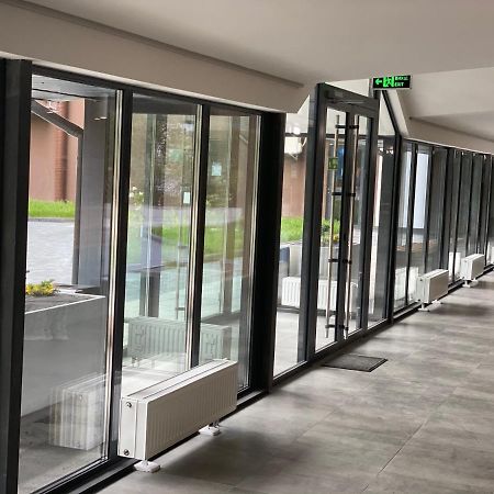 Люкс Апартаменти В Центрі Міста ,Жк Театральний Rivne Ngoại thất bức ảnh